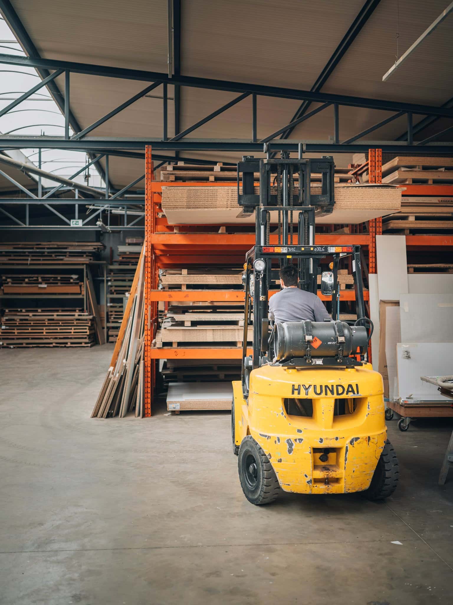 heftruck in magazijn, graffo fotografie